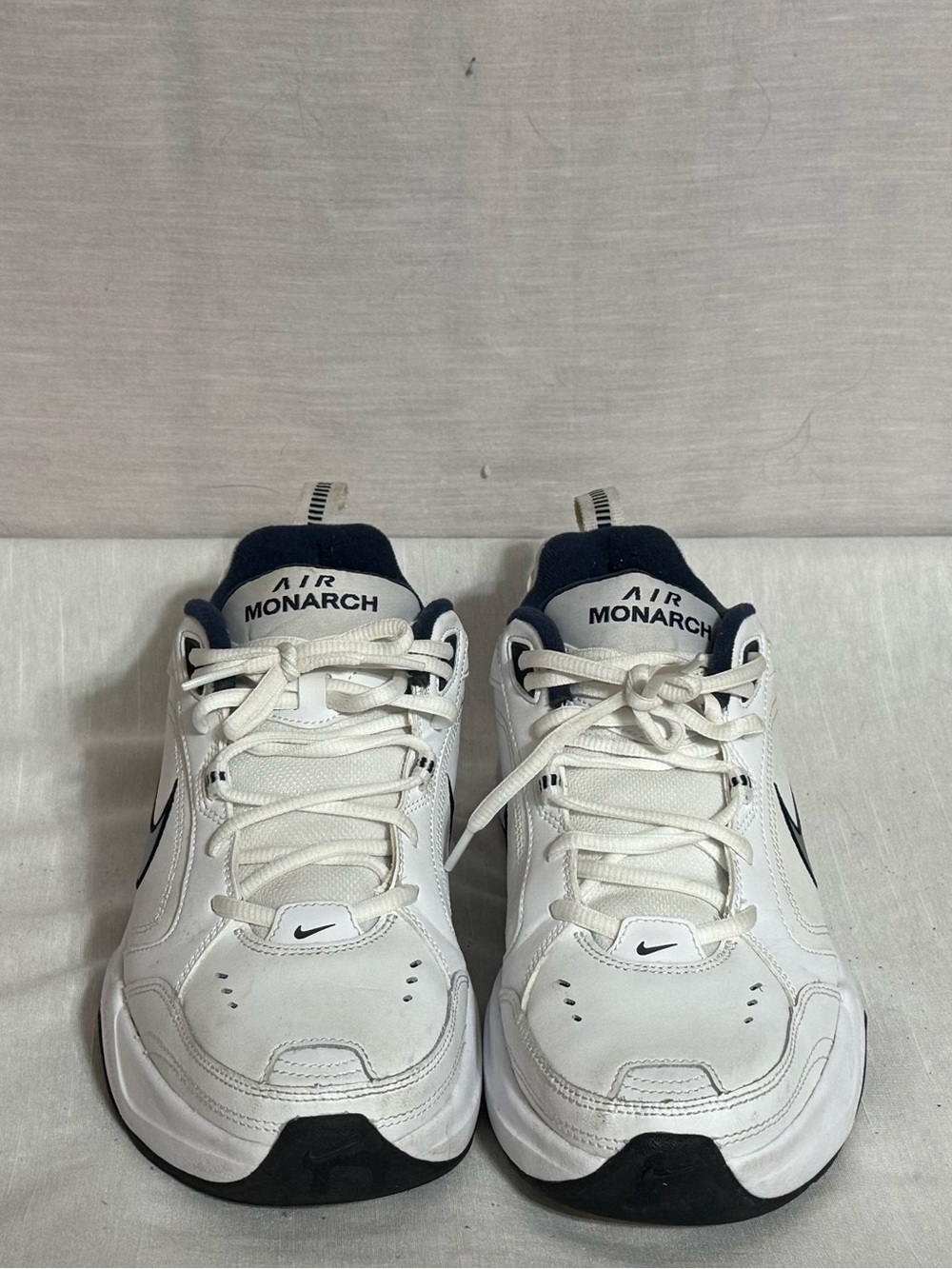 Nike Air Monarch IV White Navy Dad Sneakers Men’s 9